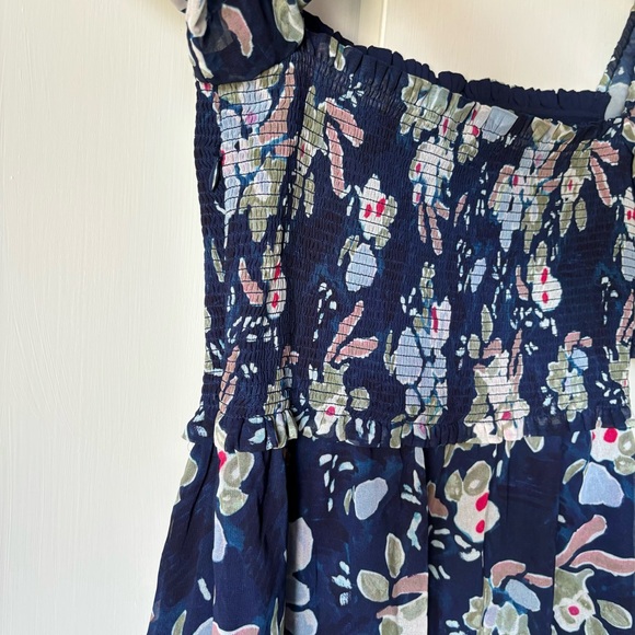 Aritzia Wilfred Laken Mini Chiffon Dress in Navy Floral Pattern - Picture 7 of 13